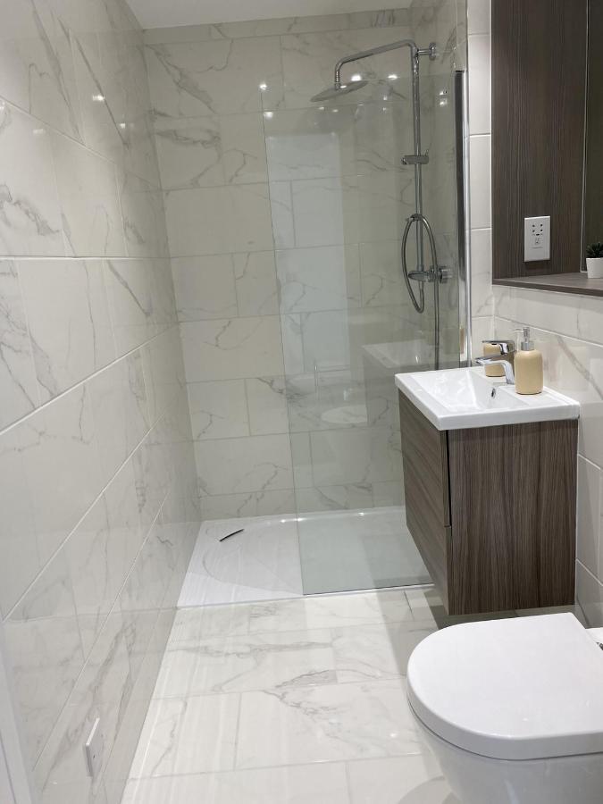 Central Location, Parking, Wi-Fi, Modern Apartment Milton Keynes Zewnętrze zdjęcie